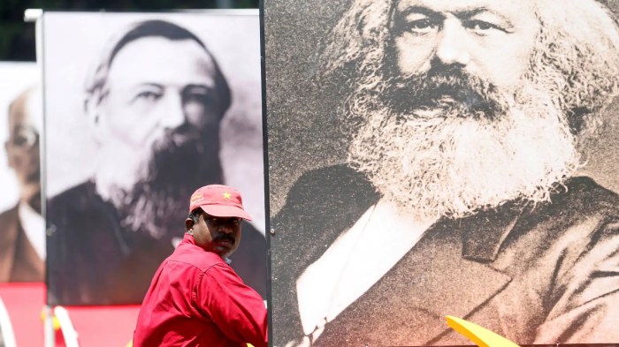 Karl marx predicted that laissez-faire capitalism would result in